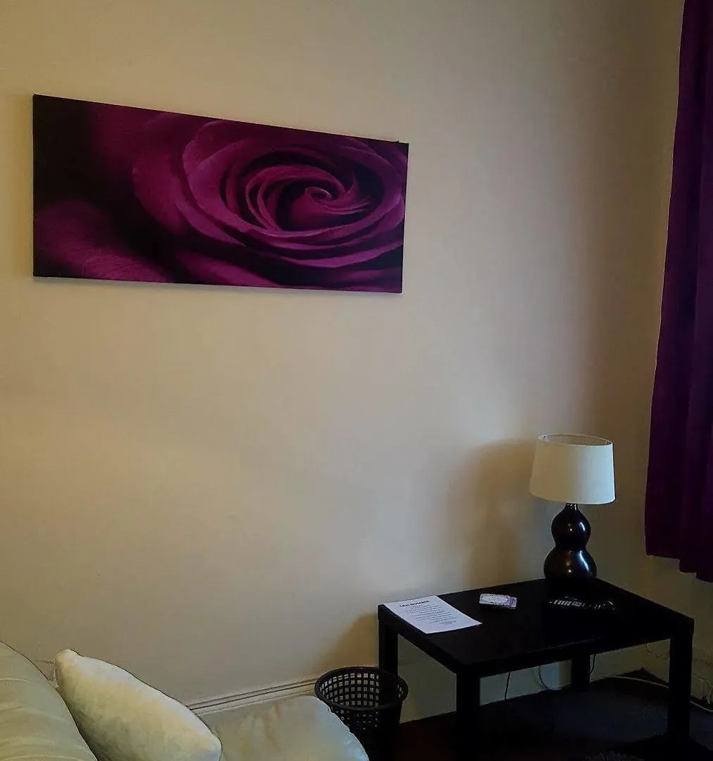 Edinburgh City Centre Jasmine Apartment -Sleeps 7 United Kingdom